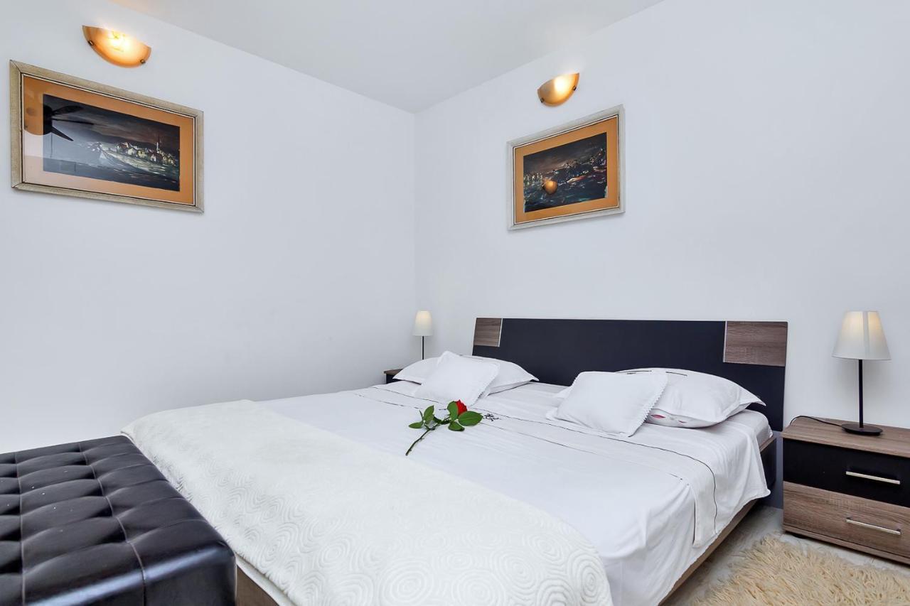 Apartmán Lory *